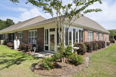 Welcome to this stunning end unit townhome in the Magnolia on Magnolia Greens Golf Plantation in North Carolina - for sale on GolfHomes.com, golf home, golf lot