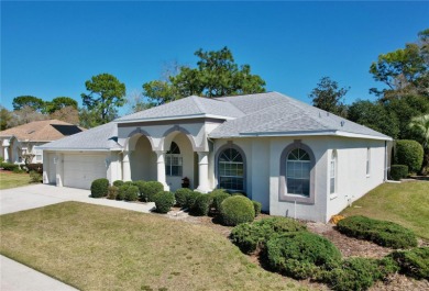 Under contract-accepting backup offers. Active w/ contract will on Silverthorn Country Club in Florida - for sale on GolfHomes.com, golf home, golf lot
