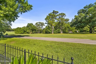 Move-in ready home in the highly sought-after Diamondhead golf on Diamondhead Country Club in Mississippi - for sale on GolfHomes.com, golf home, golf lot