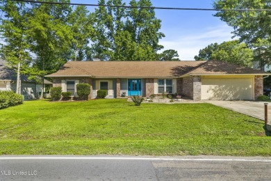 Move-in ready home in the highly sought-after Diamondhead golf on Diamondhead Country Club in Mississippi - for sale on GolfHomes.com, golf home, golf lot