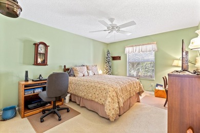 Just 1.4 miles to LAKE SUMTER LANDING>> Lovely 3/2 WISTERIA on Glenview Championship Golf and Country Club in Florida - for sale on GolfHomes.com, golf home, golf lot