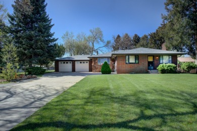 This Mid-Century home is charming as is or just waiting for your on Foothills Golf Course in Colorado - for sale on GolfHomes.com, golf home, golf lot