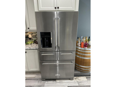 This home overlooks the pristine Lake Michigan Hills Golf Course on Lake Michigan Hills Golf Club in Michigan - for sale on GolfHomes.com, golf home, golf lot