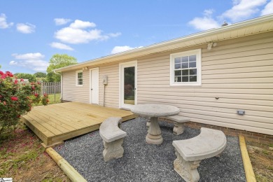 Welcome to this beautifully updated 3-bedroom, 2-bathroom home on River Falls Plantation in South Carolina - for sale on GolfHomes.com, golf home, golf lot