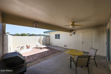 Mid-Century 2BR/1BA townhome in the heart of Sun City on Sun City Lakes West and East in Arizona - for sale on GolfHomes.com, golf home, golf lot