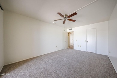 Mid-Century 2BR/1BA townhome in the heart of Sun City on Sun City Lakes West and East in Arizona - for sale on GolfHomes.com, golf home, golf lot