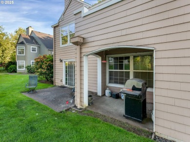 Welcome home to this charming Charbonneau ground-level condo on Charbonneau Golf Club in Oregon - for sale on GolfHomes.com, golf home, golf lot