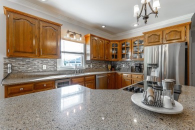 Welcome to your dream home

This beautifully updated luxury on Creeks Bend Golf Club in Tennessee - for sale on GolfHomes.com, golf home, golf lot