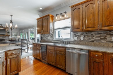 Welcome to your dream home

This beautifully updated luxury on Creeks Bend Golf Club in Tennessee - for sale on GolfHomes.com, golf home, golf lot