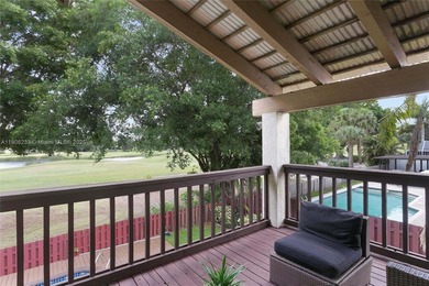 FABULOUS GOLF COURSE/LAKE/POOL GEM IN THE HIGHLY SOUGHT-AFTER on Jacaranda Golf Club in Florida - for sale on GolfHomes.com, golf home, golf lot