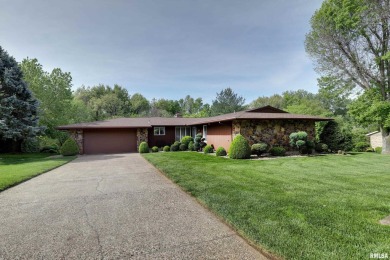 Wonderfully private setting with lots of trees.  Close to Spring on Spring Lake Country Club in Illinois - for sale on GolfHomes.com, golf home, golf lot
