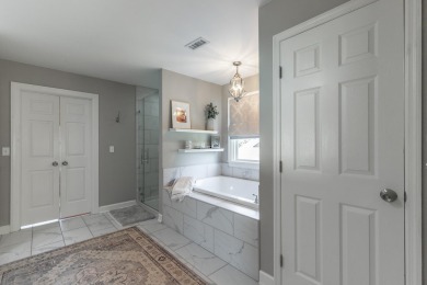 Welcome to your dream home

This beautifully updated luxury on Creeks Bend Golf Club in Tennessee - for sale on GolfHomes.com, golf home, golf lot
