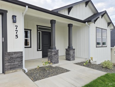 Gorgeous home, great sunset views off the deck and a location on Scotch Pines Golf Course in Idaho - for sale on GolfHomes.com, golf home, golf lot