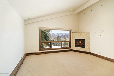 A great floor plan and updated finishes make this the ideal on The Snowmass Club in Colorado - for sale on GolfHomes.com, golf home, golf lot