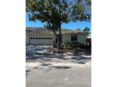 Massive Price reduction !!!This very nice 2 bedroom 2 Bath in on Falcon Watch Golf Club in Florida - for sale on GolfHomes.com, golf home, golf lot