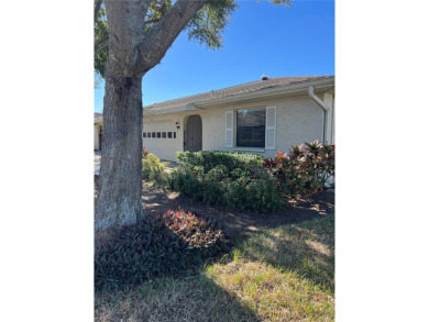 Massive Price reduction !!!This very nice 2 bedroom 2 Bath in on Falcon Watch Golf Club in Florida - for sale on GolfHomes.com, golf home, golf lot
