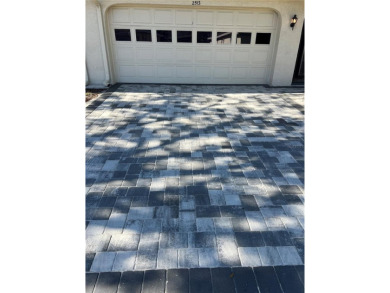 Massive Price reduction !!!This very nice 2 bedroom 2 Bath in on Falcon Watch Golf Club in Florida - for sale on GolfHomes.com, golf home, golf lot