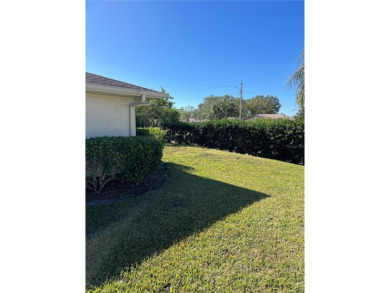 Massive Price reduction !!!This very nice 2 bedroom 2 Bath in on Falcon Watch Golf Club in Florida - for sale on GolfHomes.com, golf home, golf lot