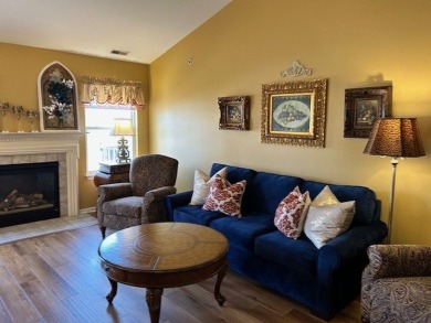 RECENTLY REMODELED, MOVE-IN READY 2 Bedroom, 2 Bath, 2nd floor on The Links at Carillon in Illinois - for sale on GolfHomes.com, golf home, golf lot