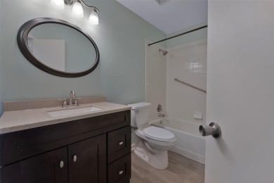 Very nice home in the popular mid-Florida retirement golf on Highland Fairways Golf Club in Florida - for sale on GolfHomes.com, golf home, golf lot