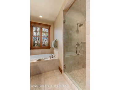 Well-appointed home in Tributary located near all the on Huntsman Springs Golf Club in Idaho - for sale on GolfHomes.com, golf home, golf lot