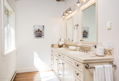 Newly renovated and professionally redecorated 5 bed/5 bath home on The Snowmass Club in Colorado - for sale on GolfHomes.com, golf home, golf lot