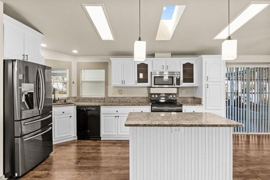 Don't miss this great offer. 2005 Model. New roof in 2021. New on Savanna Golf Club in Florida - for sale on GolfHomes.com, golf home, golf lot