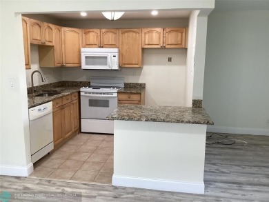 Freshly painted and updated 1 bed 1.5 bath condo. Located in on Kings Point Golf -Flanders Way in Florida - for sale on GolfHomes.com, golf home, golf lot