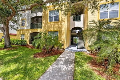 Rarely available TURNKEY first-floor end unit in Royal Greens at on Gateway Golf and Country Club in Florida - for sale on GolfHomes.com, golf home, golf lot