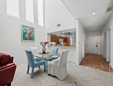 Bathed in natural light, this 2BR, 2.5BA townhome in Fairway Bay on Longboat Key Golf Club Resort in Florida - for sale on GolfHomes.com, golf home, golf lot