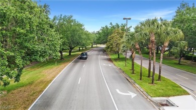 Rarely available TURNKEY first-floor end unit in Royal Greens at on Gateway Golf and Country Club in Florida - for sale on GolfHomes.com, golf home, golf lot