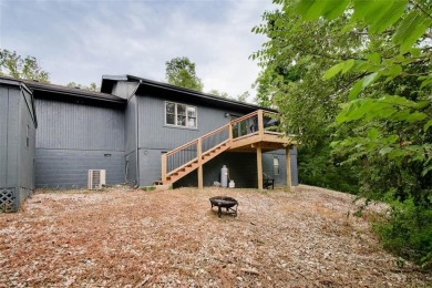 Completely renovated! This beautiful home sits on a .45 acre on Bella Vista Country Club - Scottsdale in Arkansas - for sale on GolfHomes.com, golf home, golf lot