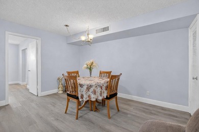 Beautifully maintained 1BR/1.5BA first-floor condo located in on Kings Point Golf -Flanders Way in Florida - for sale on GolfHomes.com, golf home, golf lot