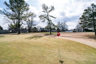 Step inside this 4500+sq foot home, sitting on hole 11 at the on The Country Club Inc. in Tennessee - for sale on GolfHomes.com, golf home, golf lot