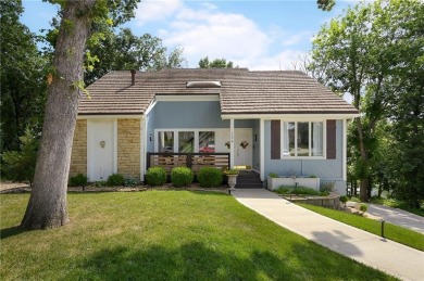 Welcome to this stunning 4-bedroom, 3.5-bath home in the heart on Lakewood Oaks Golf Club, Ltd. in Missouri - for sale on GolfHomes.com, golf home, golf lot
