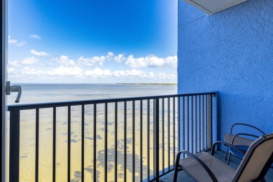 Lowest priced, UPDATED, HIGH FLOOR, BAY FRONT studio with on Sandestin Golf and Beach Resort - The Links in Florida - for sale on GolfHomes.com, golf home, golf lot