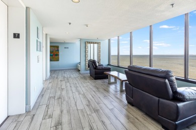 Lowest priced, UPDATED, HIGH FLOOR, BAY FRONT studio with on Sandestin Golf and Beach Resort - The Links in Florida - for sale on GolfHomes.com, golf home, golf lot
