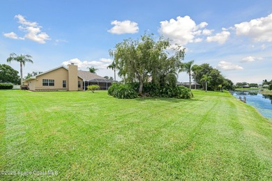 LAKEFRONT LIVING IN THE HEART OF SUNTREE! Nestled on a spacious on Baytree National Golf Links in Florida - for sale on GolfHomes.com, golf home, golf lot