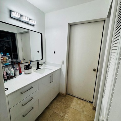 Welcome to your dream townhome in the Twins! This property on Miccosukee Golf and Country Club in Florida - for sale on GolfHomes.com, golf home, golf lot