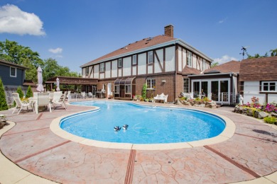 Meticulously crafted custom home, first time on the market on River Forest Country Club in Illinois - for sale on GolfHomes.com, golf home, golf lot
