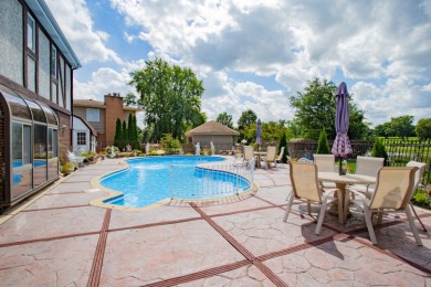 Meticulously crafted custom home, first time on the market on River Forest Country Club in Illinois - for sale on GolfHomes.com, golf home, golf lot
