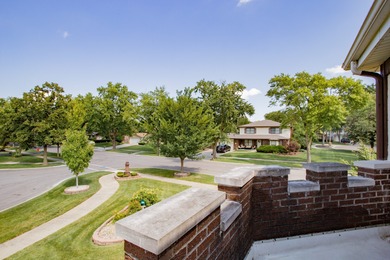 Meticulously crafted custom home, first time on the market on River Forest Country Club in Illinois - for sale on GolfHomes.com, golf home, golf lot