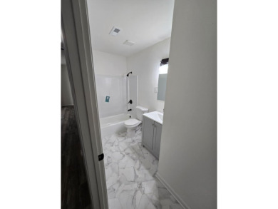 Beautiful Updated Condo - Move-In Ready! Completely remodeled on The Links At Fox Meadows in Tennessee - for sale on GolfHomes.com, golf home, golf lot