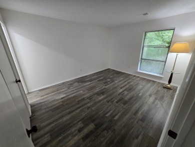 Beautiful Updated Condo - Move-In Ready! Completely remodeled on The Links At Fox Meadows in Tennessee - for sale on GolfHomes.com, golf home, golf lot