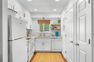 Coastal charm meets island living in this beautiful 2BR/2BA on The Seabrook Island Club in South Carolina - for sale on GolfHomes.com, golf home, golf lot