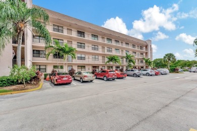 For Sale: Stunning 2-Bedroom Condo in Sunrise Lakes Condominiums on Sunrise Lakes Phase IV Golf Course in Florida - for sale on GolfHomes.com, golf home, golf lot