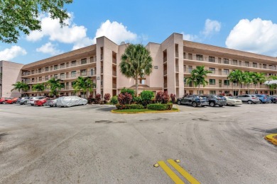 For Sale: Stunning 2-Bedroom Condo in Sunrise Lakes Condominiums on Sunrise Lakes Phase IV Golf Course in Florida - for sale on GolfHomes.com, golf home, golf lot