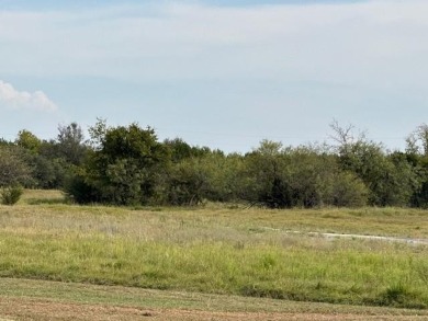 This is a great corner lot, 1.39 acres, close to the front of on White Bluff Resort - Old Course in Texas - for sale on GolfHomes.com, golf home, golf lot