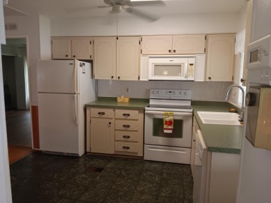 Desirable 55+ community where you own the land, and pets are on Heritage Ridge Golf Club in Florida - for sale on GolfHomes.com, golf home, golf lot