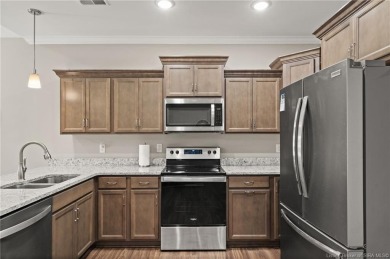 Welcome to 3000 Bales Way--a well-maintained 3-bedroom, 2-bath on Jeffersonville Elks Golf Club in Indiana - for sale on GolfHomes.com, golf home, golf lot